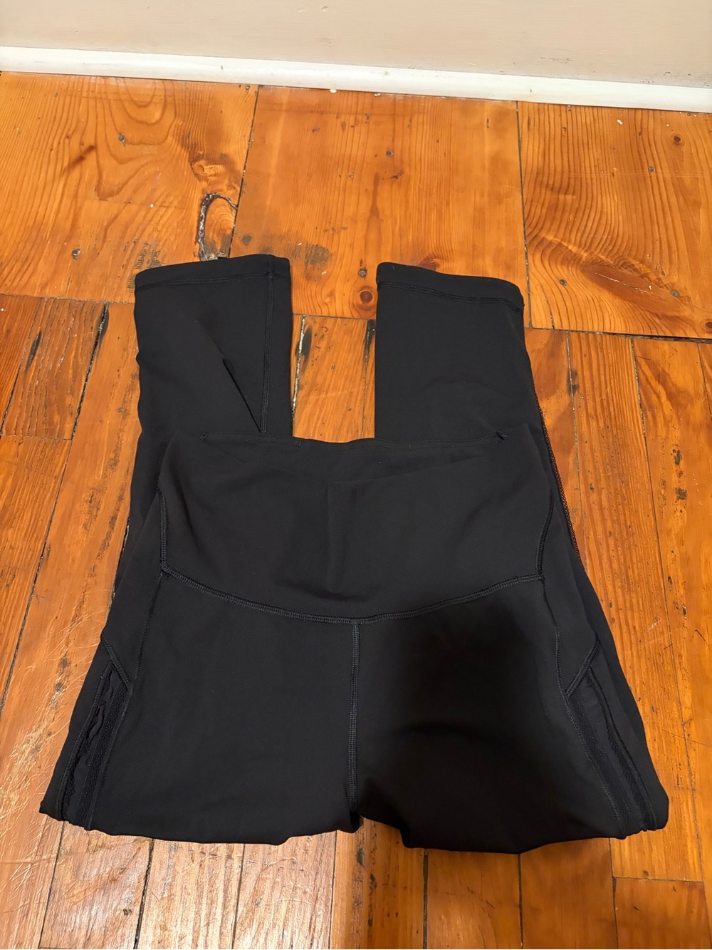 Lululemon cropped lace leggings - Picture 2 of 6
